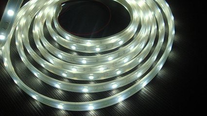 全面解析 IP67防水等級、灌膠套管的5050彩色LED燈帶——以深圳志越光電為例